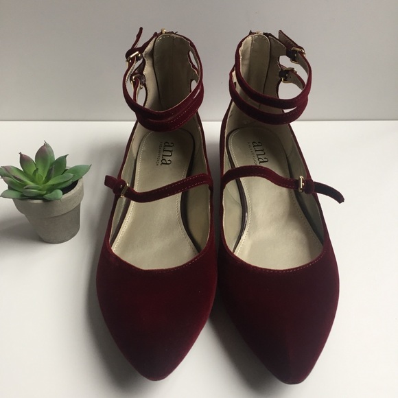a.n.a Shoes - NIB a.n.a burgundy velvet flats